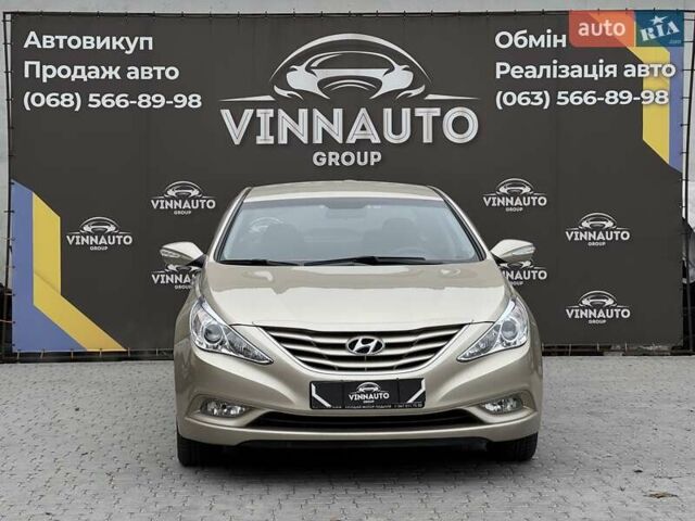 Бежевый Хендай Соната, объемом двигателя 2 л и пробегом 69 тыс. км за 10500 $, фото 5 на Automoto.ua