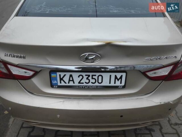 Бежевый Хендай Соната, объемом двигателя 2 л и пробегом 160 тыс. км за 5499 $, фото 32 на Automoto.ua