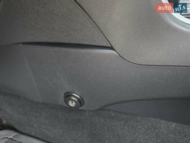 Бежевый Хендай Соната, объемом двигателя 2 л и пробегом 140 тыс. км за 7800 $, фото 38 на Automoto.ua