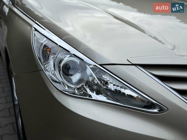 Бежевий Хендай Соната, об'ємом двигуна 2 л та пробігом 69 тис. км за 10750 $, фото 20 на Automoto.ua