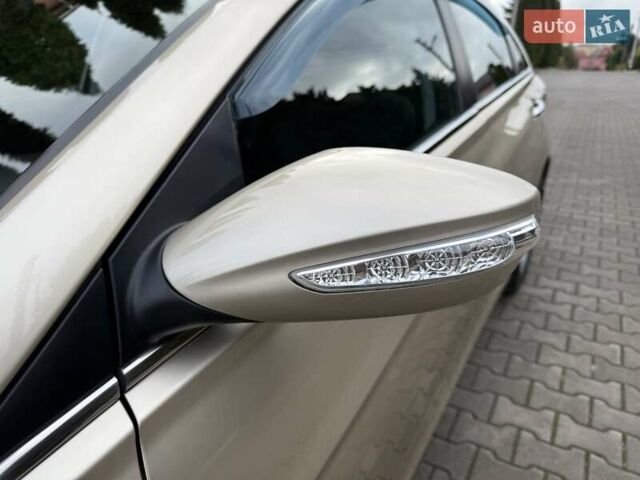 Бежевий Хендай Соната, об'ємом двигуна 2 л та пробігом 69 тис. км за 10750 $, фото 23 на Automoto.ua