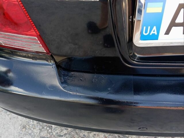 Черный Хендай Соната, объемом двигателя 2 л и пробегом 370 тыс. км за 4300 $, фото 2 на Automoto.ua