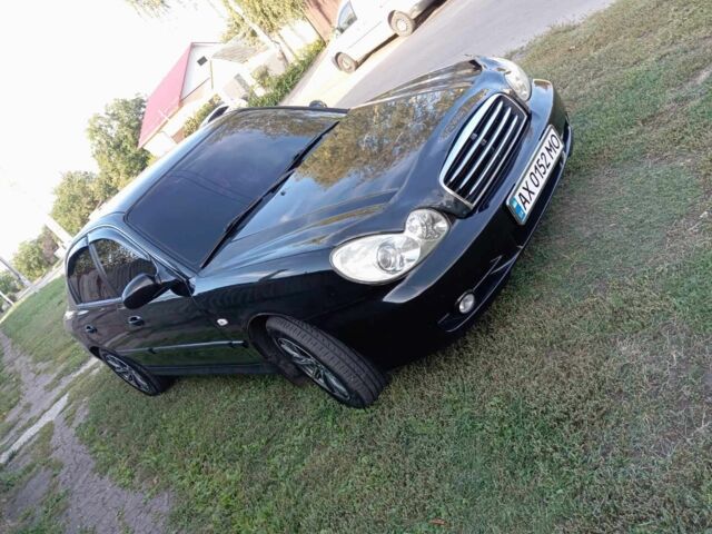 Черный Хендай Соната, объемом двигателя 2 л и пробегом 370 тыс. км за 4300 $, фото 5 на Automoto.ua