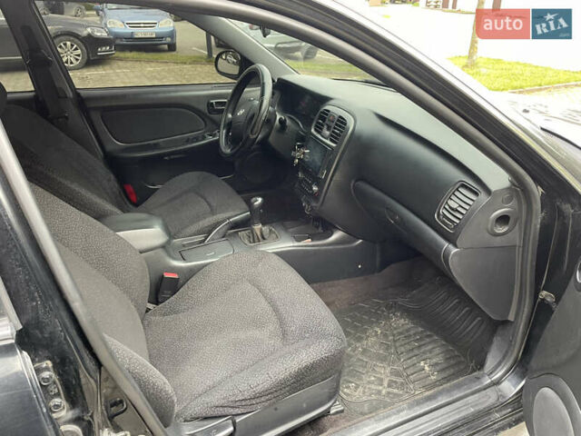Хендай Соната 2004 в Львове на Automoto.ua Черный Хендай Соната, объемом двигателя 2 л и пробегом 220 тыс. км за 2900 $, фото 5 на Automoto.ua
