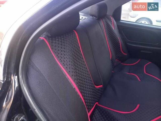 Черный Хендай Соната, объемом двигателя 2 л и пробегом 381 тыс. км за 3400 $, фото 18 на Automoto.ua