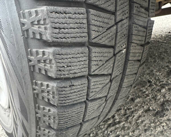 Черный Хендай Соната, объемом двигателя 2 л и пробегом 287 тыс. км за 2950 $, фото 3 на Automoto.ua
