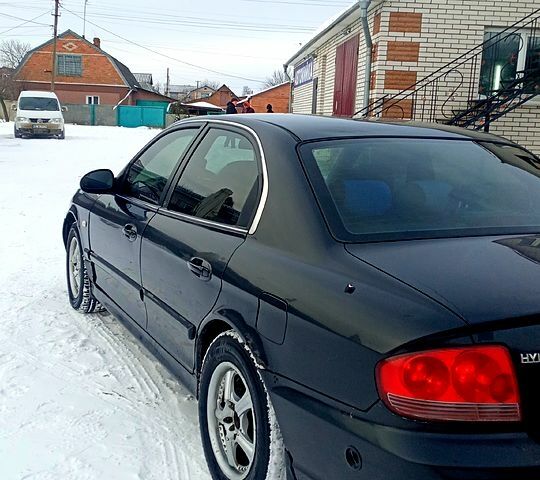 Чорний Хендай Соната, об'ємом двигуна 2 л та пробігом 240 тис. км за 3500 $, фото 11 на Automoto.ua