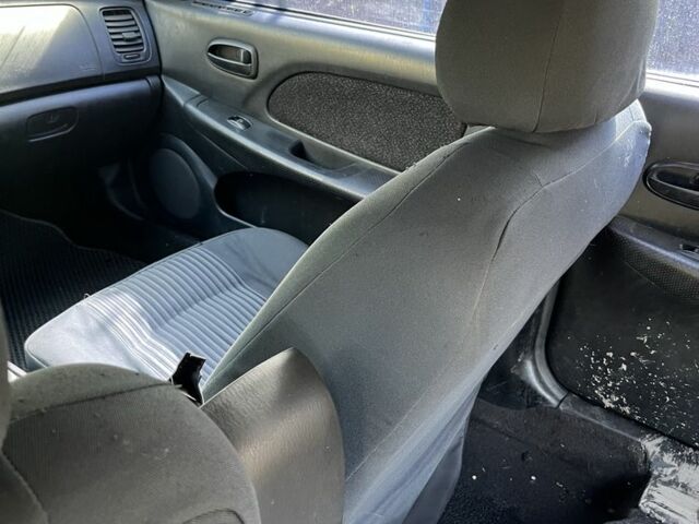 Черный Хендай Соната, объемом двигателя 2 л и пробегом 270 тыс. км за 1194 $, фото 2 на Automoto.ua