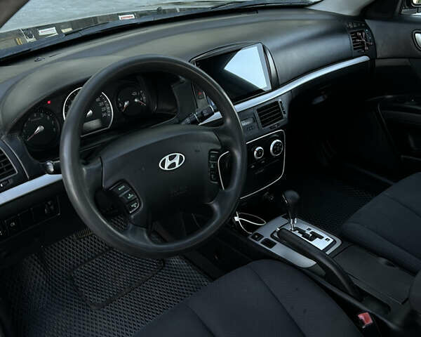 Чорний Хендай Соната, об'ємом двигуна 2 л та пробігом 252 тис. км за 5400 $, фото 22 на Automoto.ua