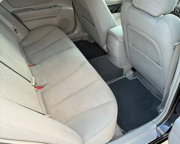 Чорний Хендай Соната, об'ємом двигуна 2.4 л та пробігом 217 тис. км за 5400 $, фото 15 на Automoto.ua