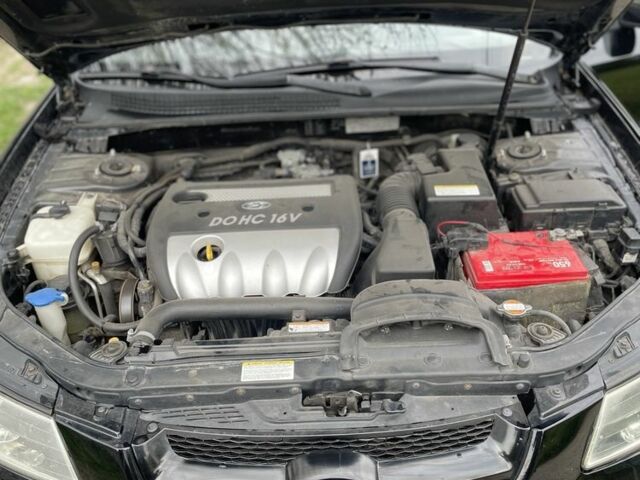 Чорний Хендай Соната, об'ємом двигуна 2 л та пробігом 280 тис. км за 5200 $, фото 14 на Automoto.ua