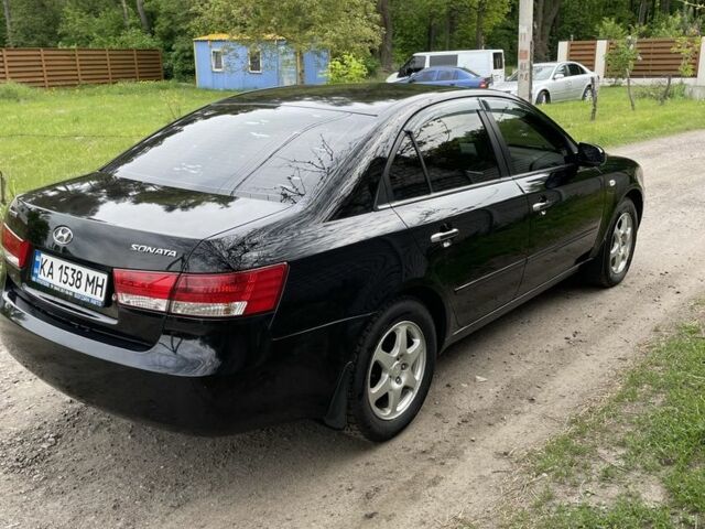 Чорний Хендай Соната, об'ємом двигуна 2 л та пробігом 280 тис. км за 5200 $, фото 8 на Automoto.ua