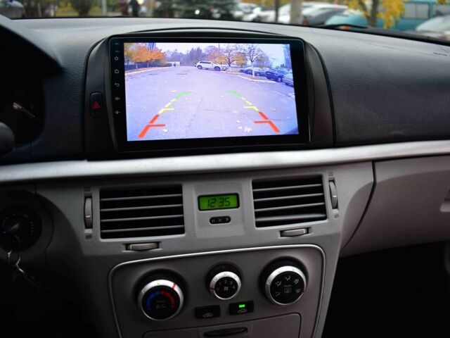 Черный Хендай Соната, объемом двигателя 2 л и пробегом 212 тыс. км за 4800 $, фото 14 на Automoto.ua