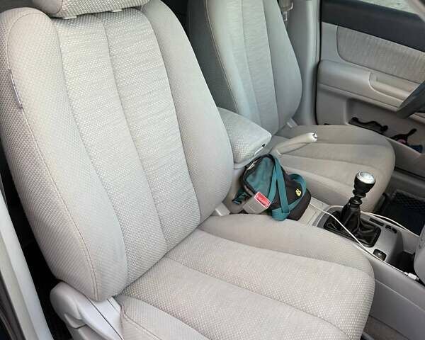 Чорний Хендай Соната, об'ємом двигуна 2.4 л та пробігом 217 тис. км за 5400 $, фото 13 на Automoto.ua