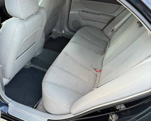 Чорний Хендай Соната, об'ємом двигуна 2.4 л та пробігом 217 тис. км за 5400 $, фото 17 на Automoto.ua