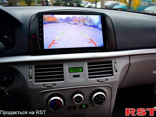 Хендай Соната 2006 у Києві на Automoto.ua Чорний Хендай Соната, об'ємом двигуна 2 л та пробігом 212 тис. км за 4800 $, фото 9 на Automoto.ua