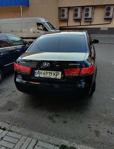 Хендай Соната 2006 у Ужгороді на Automoto.ua Чорний Хендай Соната, об'ємом двигуна 2.4 л та пробігом 290 тис. км за 7400 $, фото 8 на Automoto.ua