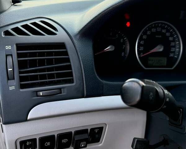 Чорний Хендай Соната, об'ємом двигуна 2.4 л та пробігом 217 тис. км за 5400 $, фото 20 на Automoto.ua