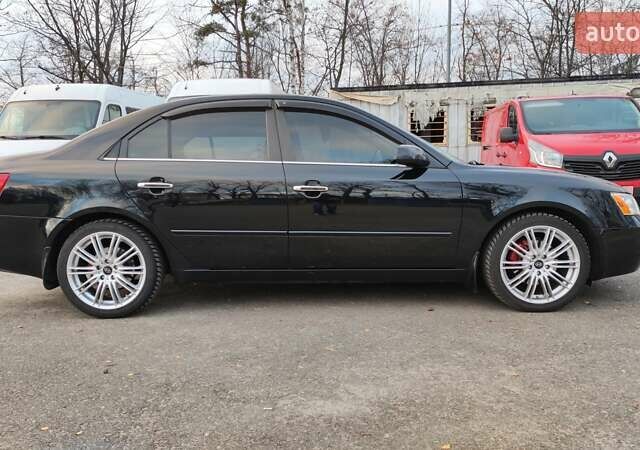 Хендай Соната 2006 у Буче на Automoto.ua Чорний Хендай Соната, об'ємом двигуна 3.34 л та пробігом 215 тис. км за 5999 $, фото 6 на Automoto.ua