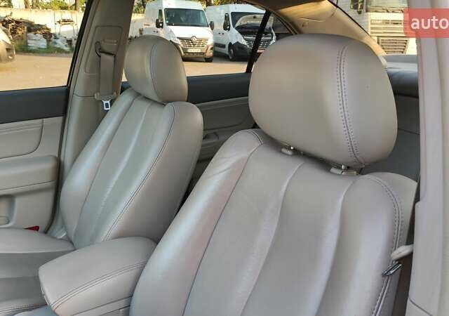 Хендай Соната 2006 у Буче на Automoto.ua Чорний Хендай Соната, об'ємом двигуна 3.34 л та пробігом 215 тис. км за 5999 $, фото 31 на Automoto.ua