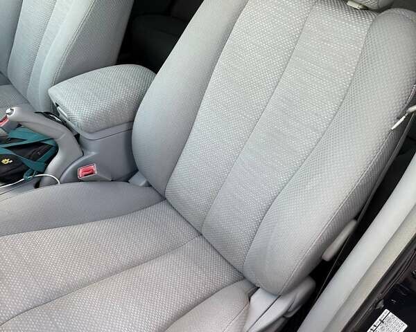 Чорний Хендай Соната, об'ємом двигуна 2.4 л та пробігом 217 тис. км за 5400 $, фото 10 на Automoto.ua