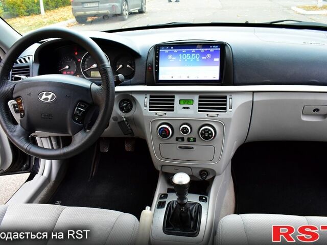 Хендай Соната 2006 у Києві на Automoto.ua Чорний Хендай Соната, об'ємом двигуна 2 л та пробігом 212 тис. км за 4800 $, фото 7 на Automoto.ua