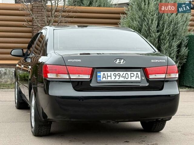Черный Хендай Соната, объемом двигателя 2 л и пробегом 217 тыс. км за 6200 $, фото 24 на Automoto.ua