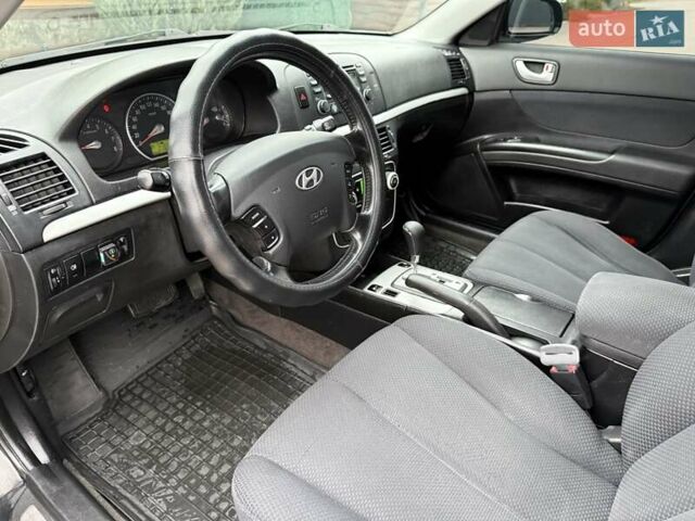 Черный Хендай Соната, объемом двигателя 2 л и пробегом 217 тыс. км за 6200 $, фото 36 на Automoto.ua