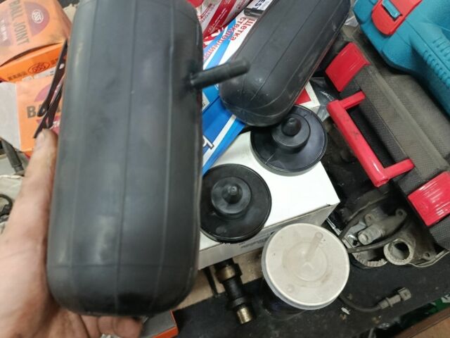 Черный Хендай Соната, объемом двигателя 2 л и пробегом 293 тыс. км за 6200 $, фото 11 на Automoto.ua