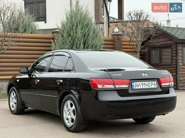 Черный Хендай Соната, объемом двигателя 2 л и пробегом 217 тыс. км за 6200 $, фото 20 на Automoto.ua