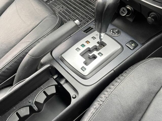 Черный Хендай Соната, объемом двигателя 2.4 л и пробегом 380 тыс. км за 5250 $, фото 5 на Automoto.ua