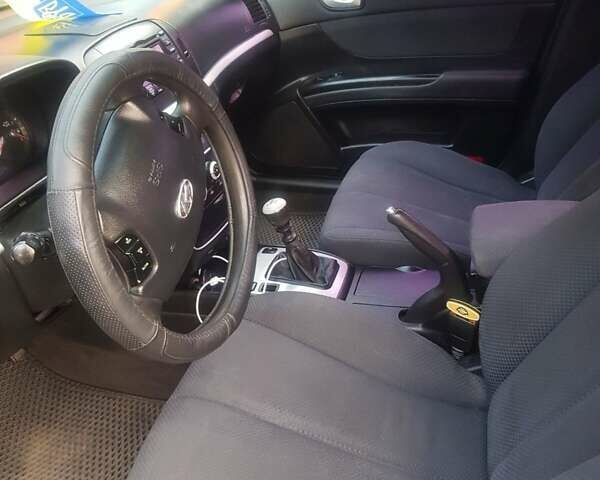 Черный Хендай Соната, объемом двигателя 2 л и пробегом 274 тыс. км за 5500 $, фото 7 на Automoto.ua