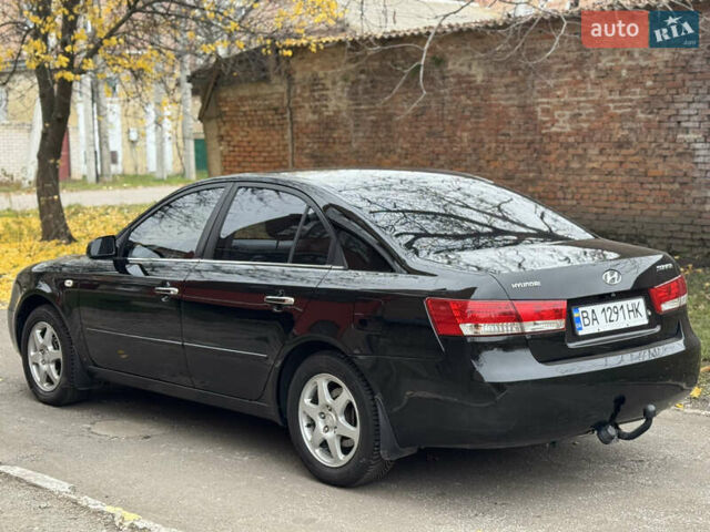 Чорний Хендай Соната, об'ємом двигуна 2 л та пробігом 266 тис. км за 6500 $, фото 7 на Automoto.ua