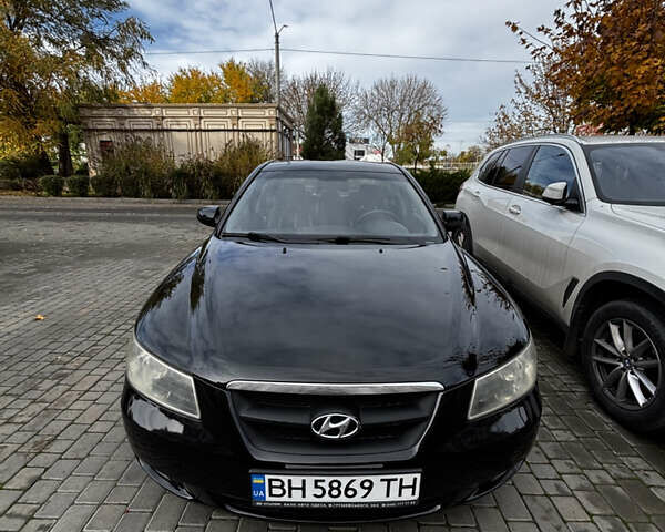 Чорний Хендай Соната, об'ємом двигуна 3.3 л та пробігом 166 тис. км за 6500 $, фото 6 на Automoto.ua