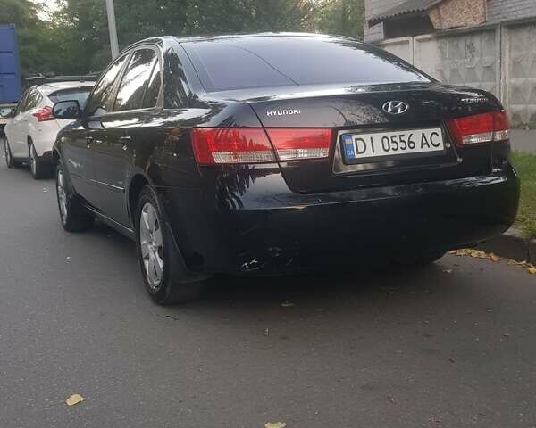 Черный Хендай Соната, объемом двигателя 2 л и пробегом 274 тыс. км за 5500 $, фото 1 на Automoto.ua