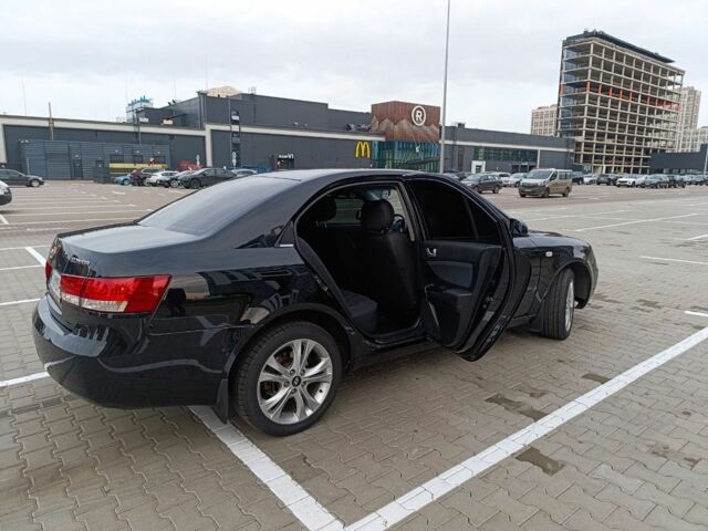 Черный Хендай Соната, объемом двигателя 2 л и пробегом 242 тыс. км за 5750 $, фото 16 на Automoto.ua