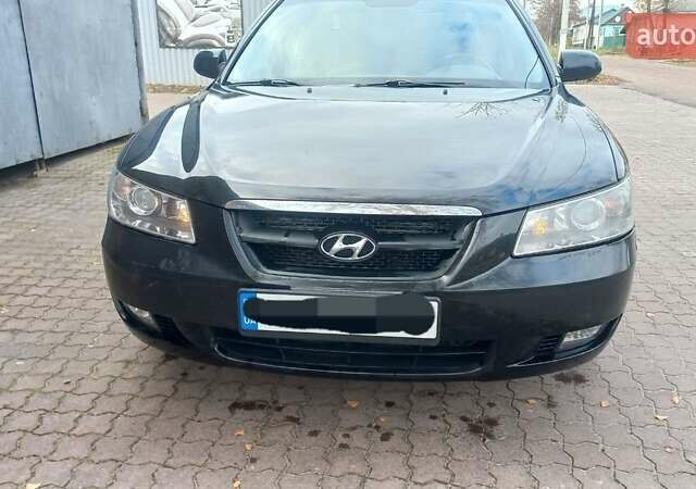 Хендай Соната 2007 в Киеве на Automoto.ua Черный Хендай Соната, объемом двигателя 2 л и пробегом 211 тыс. км за 6666 $, фото 1 на Automoto.ua