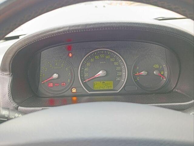 Черный Хендай Соната, объемом двигателя 2 л и пробегом 242 тыс. км за 5750 $, фото 11 на Automoto.ua