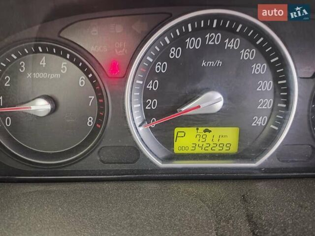 Черный Хендай Соната, объемом двигателя 2 л и пробегом 345 тыс. км за 5100 $, фото 12 на Automoto.ua