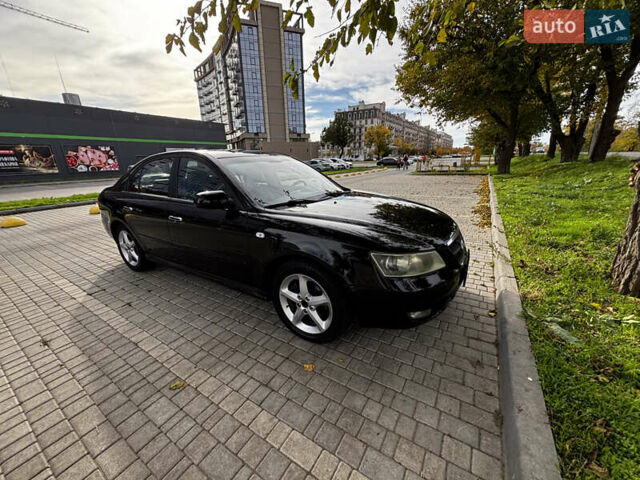 Чорний Хендай Соната, об'ємом двигуна 3.3 л та пробігом 166 тис. км за 6500 $, фото 5 на Automoto.ua