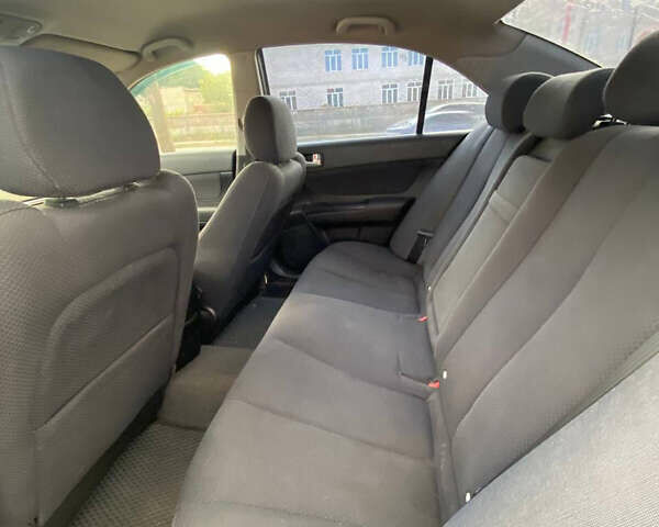 Черный Хендай Соната, объемом двигателя 2 л и пробегом 395 тыс. км за 4650 $, фото 12 на Automoto.ua