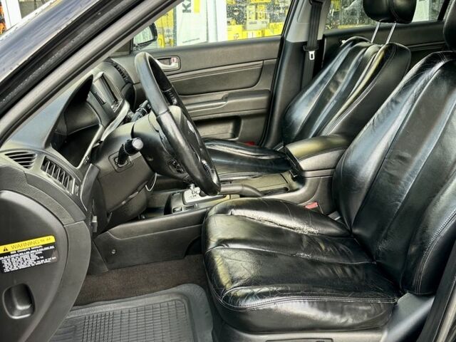 Чорний Хендай Соната, об'ємом двигуна 2.4 л та пробігом 270 тис. км за 4900 $, фото 21 на Automoto.ua