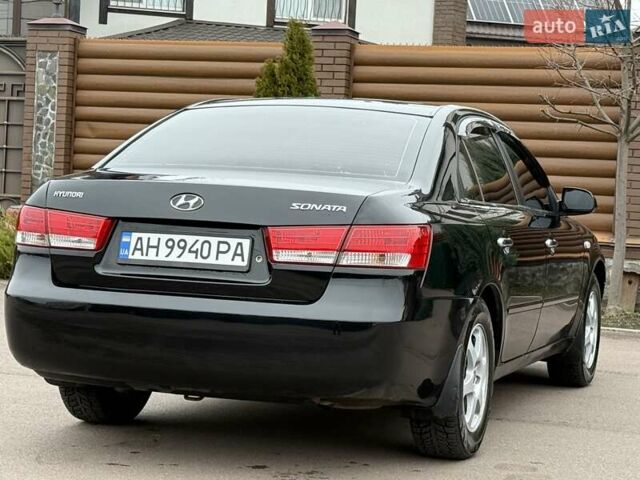 Черный Хендай Соната, объемом двигателя 2 л и пробегом 217 тыс. км за 6200 $, фото 26 на Automoto.ua