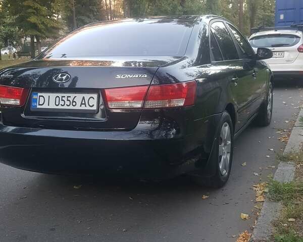 Черный Хендай Соната, объемом двигателя 2 л и пробегом 274 тыс. км за 5500 $, фото 4 на Automoto.ua