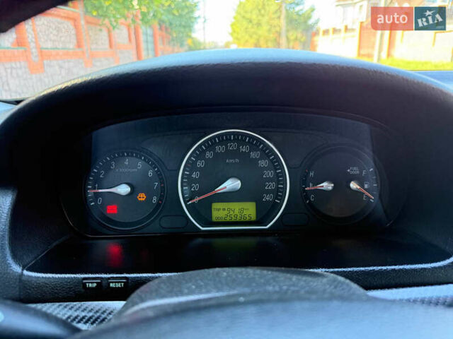 Черный Хендай Соната, объемом двигателя 2 л и пробегом 259 тыс. км за 5199 $, фото 10 на Automoto.ua