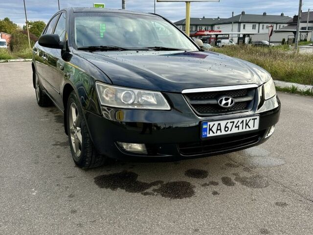 Чорний Хендай Соната, об'ємом двигуна 2.4 л та пробігом 270 тис. км за 4900 $, фото 15 на Automoto.ua