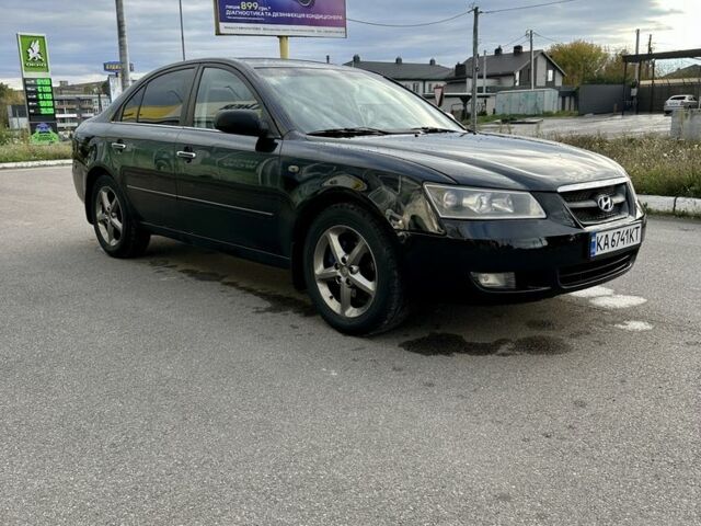 Чорний Хендай Соната, об'ємом двигуна 2.4 л та пробігом 270 тис. км за 4900 $, фото 13 на Automoto.ua