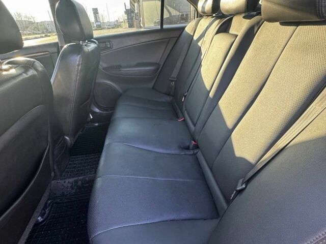 Чорний Хендай Соната, об'ємом двигуна 3.3 л та пробігом 248 тис. км за 6500 $, фото 4 на Automoto.ua