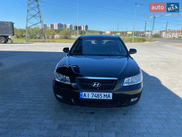 Чорний Хендай Соната, об'ємом двигуна 2.4 л та пробігом 225 тис. км за 4700 $, фото 16 на Automoto.ua