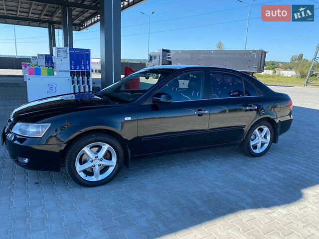 Чорний Хендай Соната, об'ємом двигуна 2.4 л та пробігом 225 тис. км за 4700 $, фото 19 на Automoto.ua